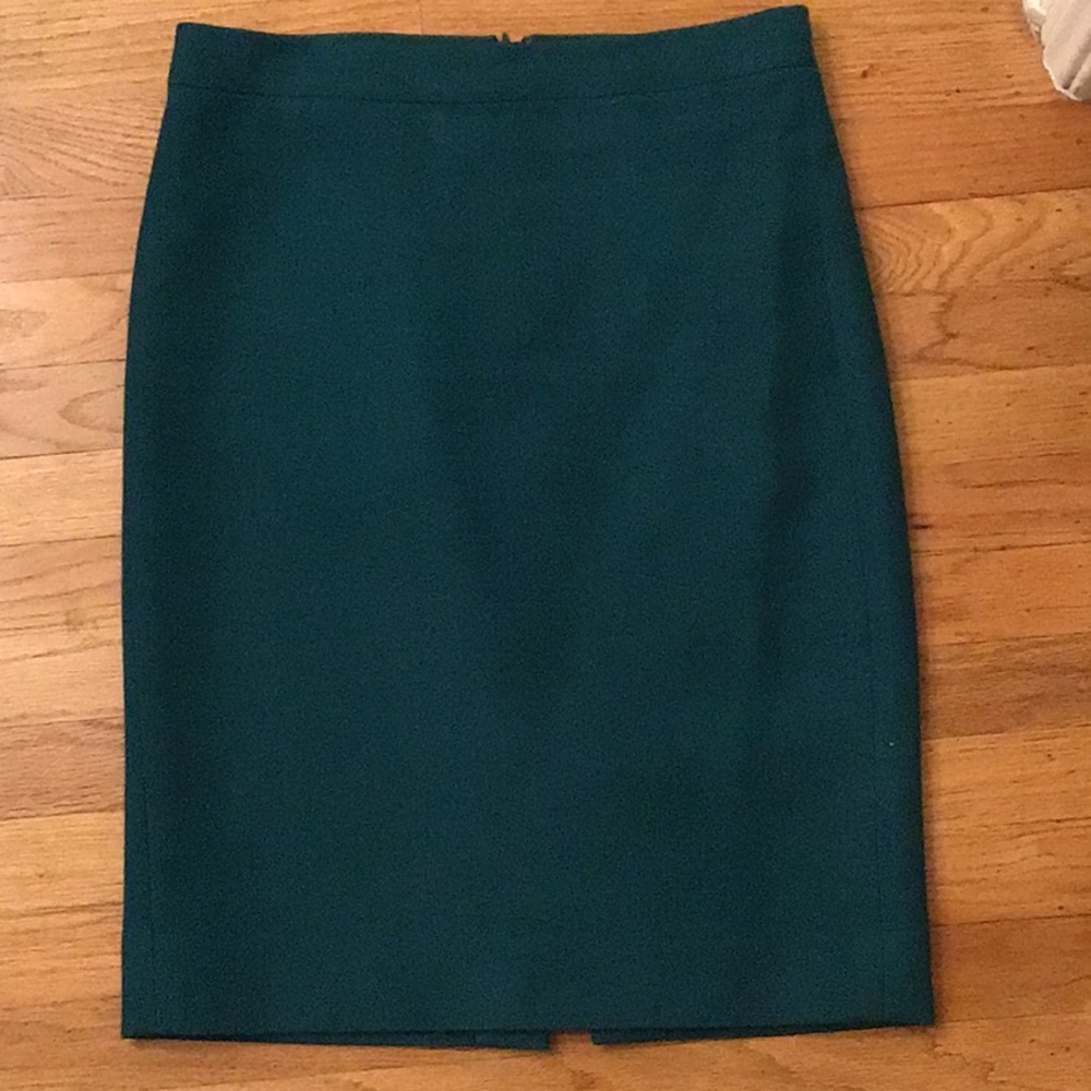 J Crew No 2 pencil skirt in emerald green